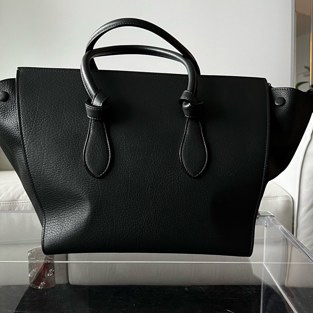 [Authentic] CELINE | TIE KNOT LEATHER TOTE-BAG - Picture 7 of 13